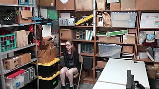 Teeny bikini babes Wrex & Gracie give the best BJs in their short-shorts at work