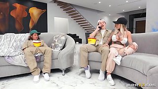 Twinz 4 The Win: Reality Threesome feat. Jay Romero, Anthony Pierce, Jasmine Wilde, Chantal Danielle - Sharing cock and Popcorn