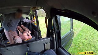John's Wild Passion with Horny Tourist in Cab