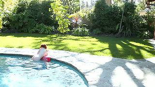 Redheads on the Patio - Pale Skin, Wet Fingers and Nobody Next Door