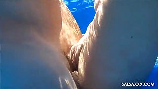 Pool sex with milf Leidy De Leon for SalsaXXX