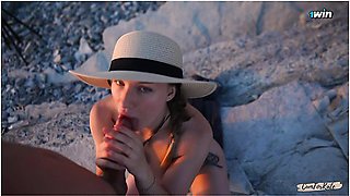 No Barriers To Love. A Young Couple Wants Public Sex And Fucks Right On The Beach