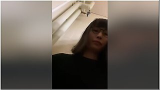 Nasty Office Worker Woman Leaks Voice During Work And Masturbates In The Toilet