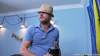 Eleven Inches Of Heaven With Victoria White, Scott Nails - Brazzers