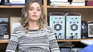 Afton's luscious locks flow as Justin dominates her in a wild ride