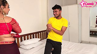 Desi Bhabhi Hardcore Sex with Desi Boy
