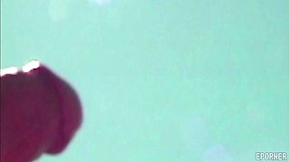 Stunning Selena mind-blowing retro clip