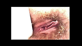 Humping faucet and bathtub edge