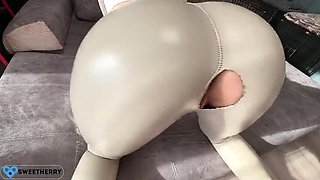 SweetHerry's Tight Leggings Rip! Doggystyle Fuck with Big Ass Russian Teen