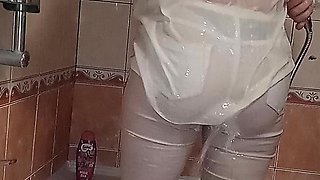 Busines Shower Women