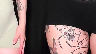 This Is What You Wanted to See: New Outfits and a Fuck on the Couch with My Friend