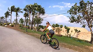 Perfect Big Ass Thai Girlfriend Anal Sex After An Outdoor