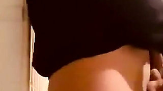 Horny Wife Eating Pussy in Kitchen, Horny, Against the Column I Put Him on His Knees to Suck Sweet Pussy