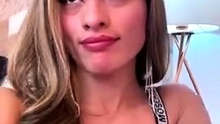 Amateur Big Boobs jerks Big Dick