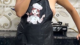 MILF Sara Caught Naked in the Kitchen! Stepson Banged Her Hard! Hindi