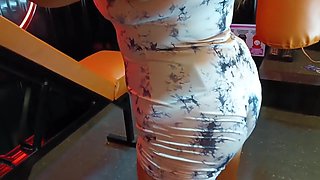 Reps With My Ass To My Trainer At The Gym