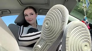 sizeelevens joi feet girl on the car soles show
