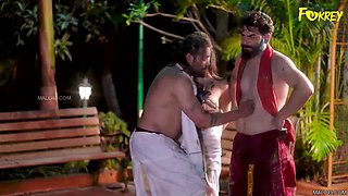 Anam Khan Dances Sensually In Special Holi Celebration