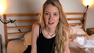 Amateur Webcam Chick Masturbates On Webcam More at