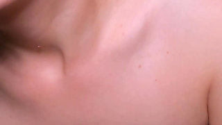 Close-up Blowjob! Cum on Lips!