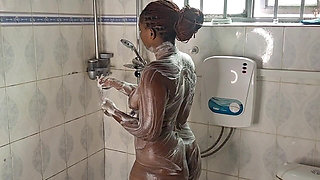 Washing My Pussy After Masturbation