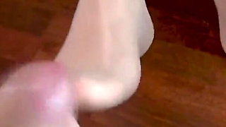 Milf Jasmine gives a perfect footjob and fuck.