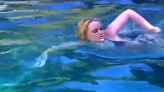 Hot 20 Year Old Blonde Fucked In The Pool And Gets Her Mouth Full Of Cum - Scott Lyons And Amber Peach