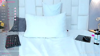 Hispanic beauty ignites fiery, exciting passion in sultry play