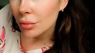 Heidi Foxx aka heidivandertrump OnlyFans - Just woken up