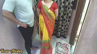 Bhabhi Called the Neighbour to Fix the Shower and Got Fucked