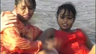 threesome indian beach fun