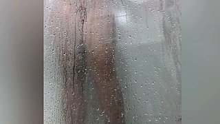 Amateur hottie solo masturbation