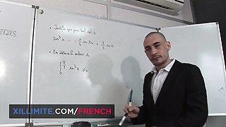 Flirtatious Luna Rival - handjob video - French Girls At Work