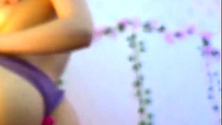 Brunette Solo Webcam Masturbation