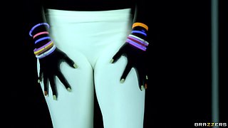 Glow In The Dark Dicking With Johnny Sins, Kendra Spade - Brazzers