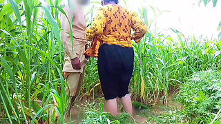 Rainy season in the fields, a very big ball, it was fun when taken softly from above, doggy style was told from above, water came out