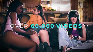 21 SEXTURY - Hot Sex At The Office With Two Gorgeous Babes Sata Jones And Zoe Doll And A Strap-on: Porn