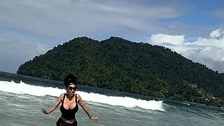 “island Vibes, Ocean Tides, and Breathtaking Sights-pure Paradise Awaits!”