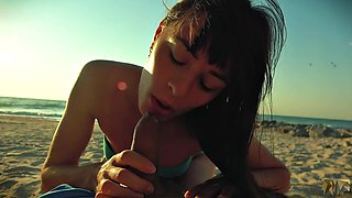Nathalie Flowers Beach Head