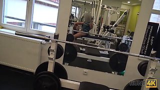 Hunt4k. naive fitness bunny has xxx with rich masculine