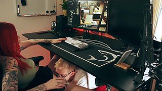 Redhead got her pussy eaten while playing video games