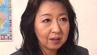 Japanise Mature Stepmom Pay Son s Deeds