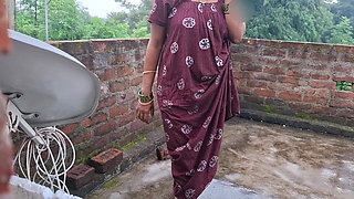 Desi Neha Bhabhi First Time Sex