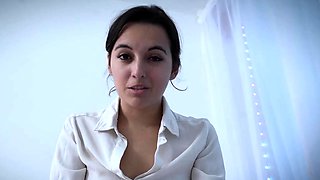 Brunette Solo Webcam Masturbation