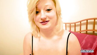 Plastic Hope's curvy sex