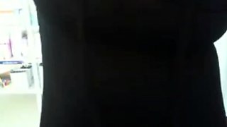 Deliciosa Madura se Masturba en el Trabajo