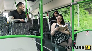 Dazzling Vitoria Vonteese - big cock movie - Mature 4k
