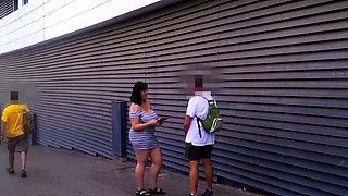 Hot amateur shakes her big boobs