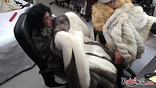 Two chubby ladies are strap-on fucking on live webcam show