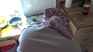 Turkish cleaning maid in Germany is SHOCKED when I flash my big cock to her.